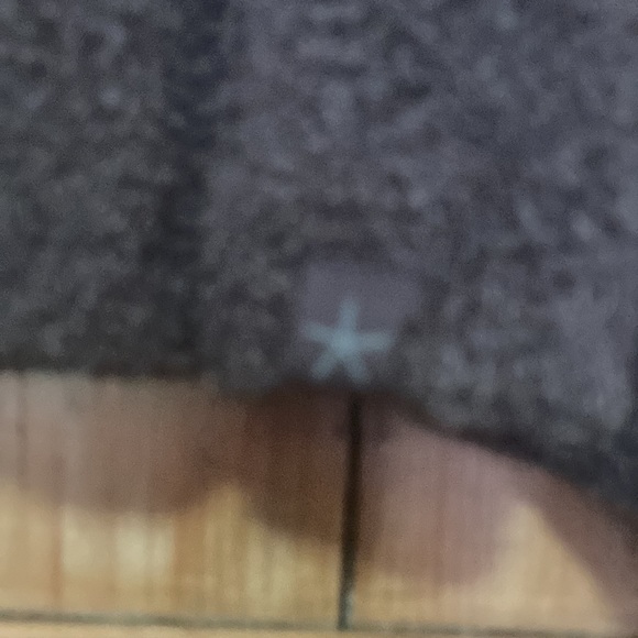 Barefoot Dreams poncho one size gray - Picture 3 of 6